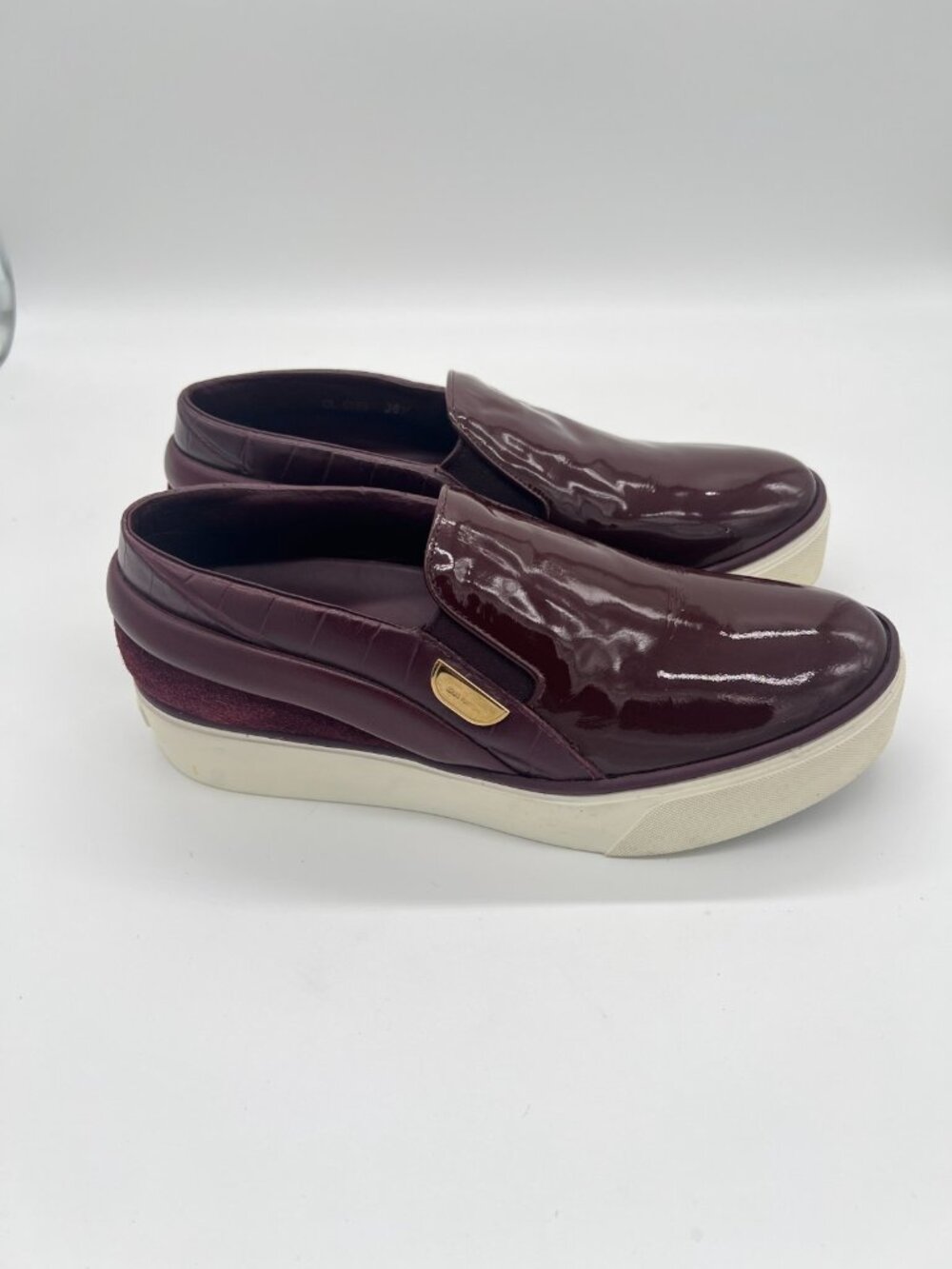 Louis Vuitton -Burgundy Enamel Platform loafers - 24449541 - SIZE 36.5 / 6 - Picture 2 of 11